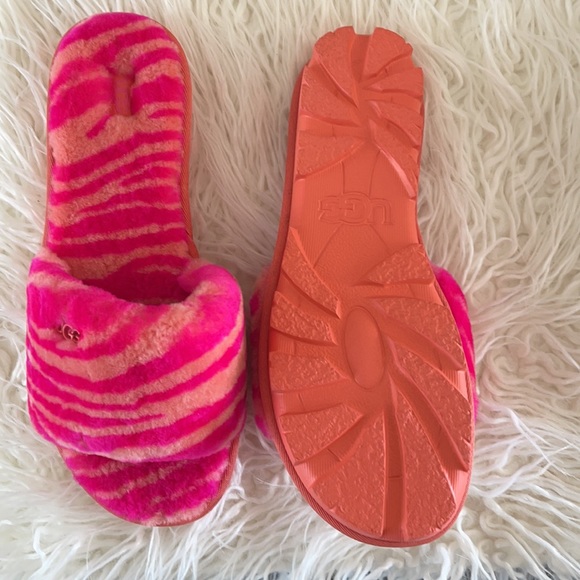 NIB Ugg Cozette Pink Zebra Slippers - Picture 3 of 7